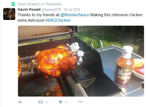 Kevin Powell tweet recommending Mumbo Sauce